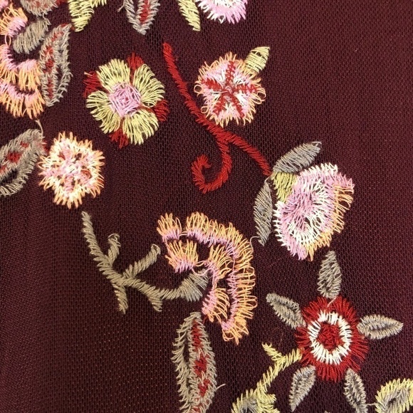 Xhilaration for Target Maroon with Floral Embroidery Sleeveless Dress Size Med - Picture 4 of 10